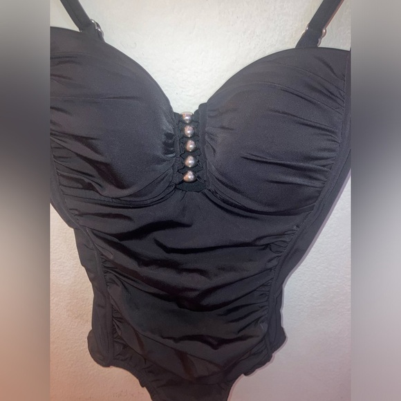NWT Swim Solutions Shirred Tummy-Control One-Piece Swimsuit Black w Gold Bead - Picture 3 of 8